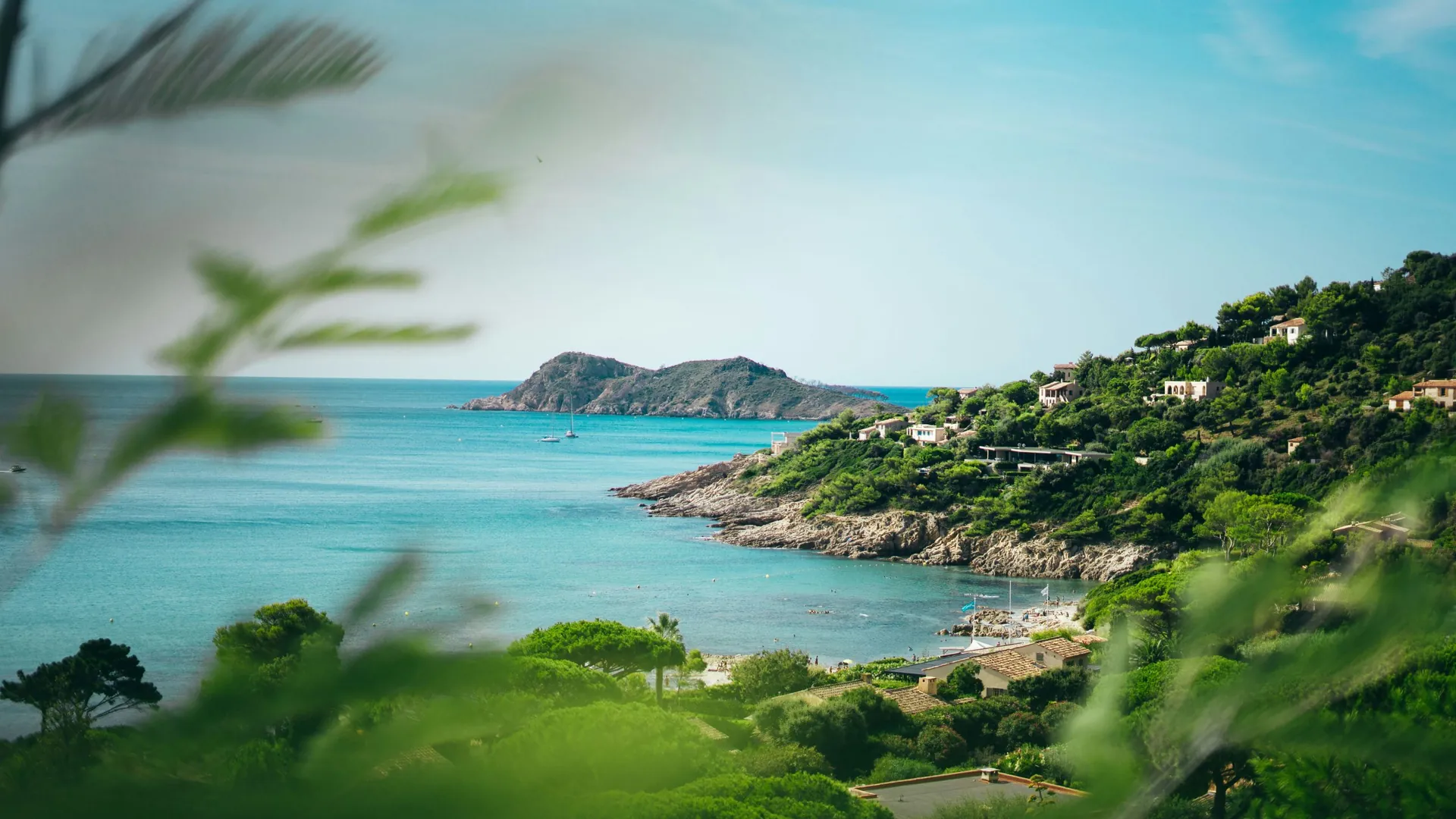 Le port et le golfe de Saint-Tropez, films par Lucas Sajot, vidéaste à Saint-Tropez